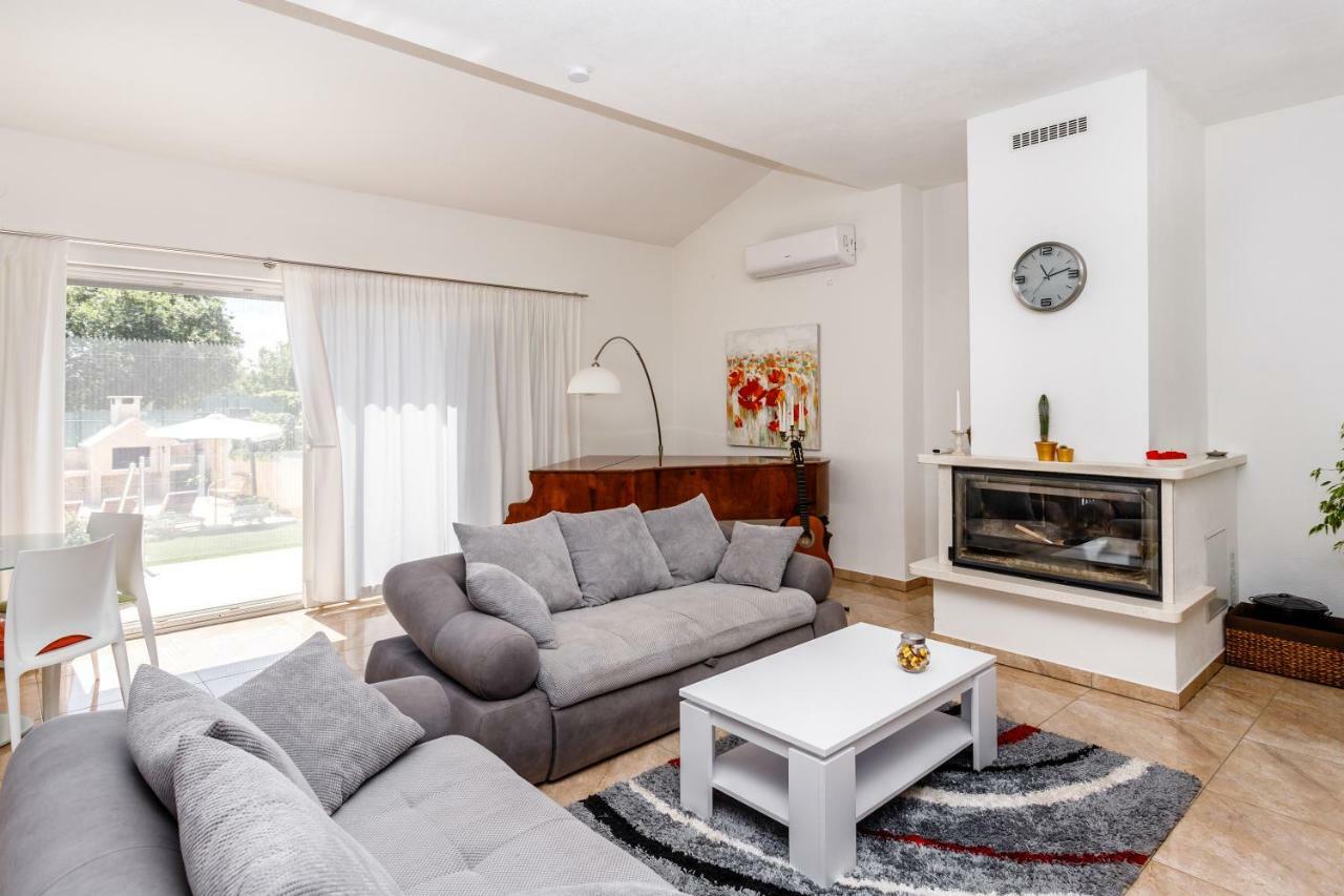 Luxury Villa Nadalina-Dicmo Dugopolje Exterior foto
