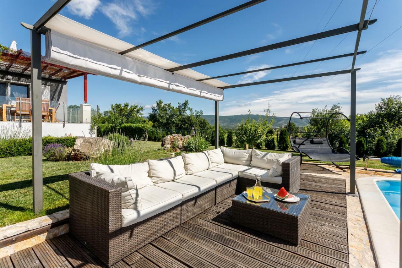 Luxury Villa Nadalina-Dicmo Dugopolje Exterior foto