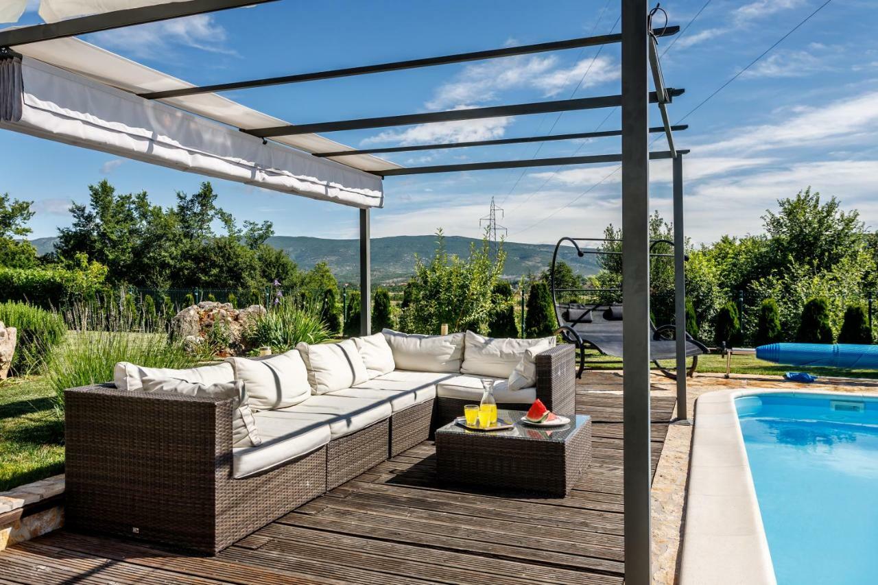 Luxury Villa Nadalina-Dicmo Dugopolje Exterior foto