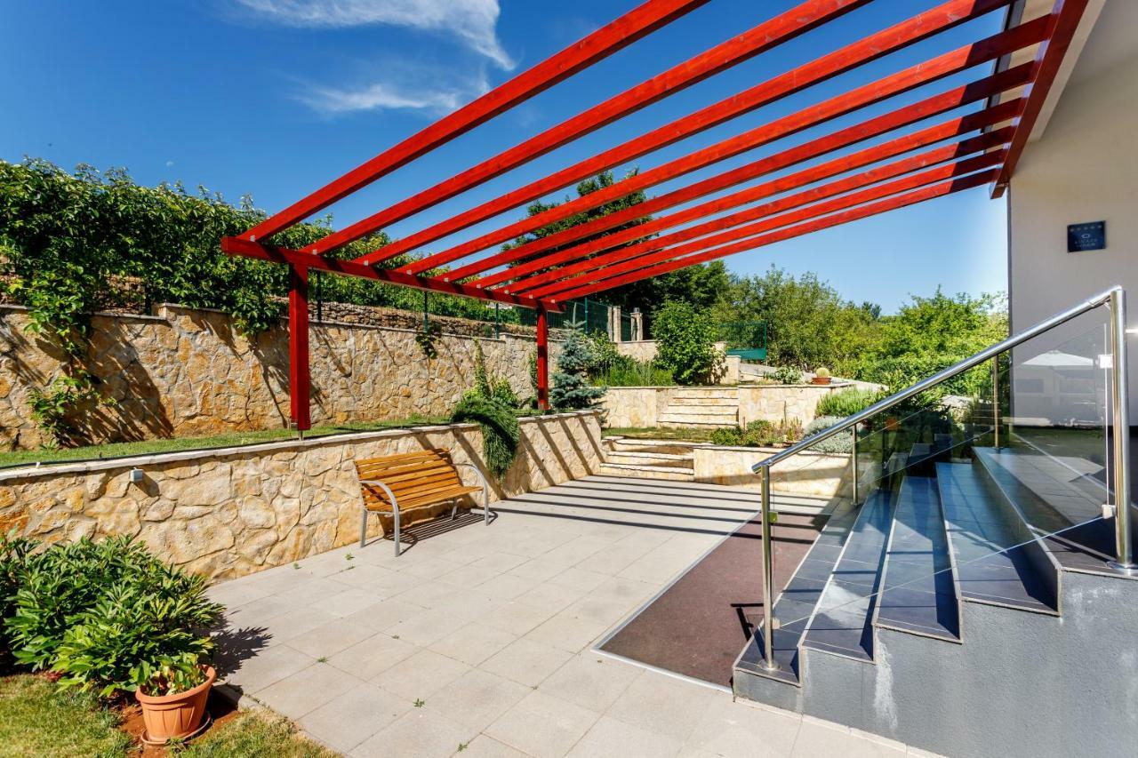 Luxury Villa Nadalina-Dicmo Dugopolje Exterior foto