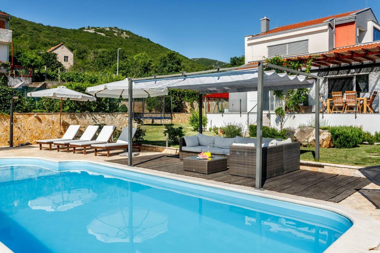 Luxury Villa Nadalina-Dicmo Dugopolje Exterior foto